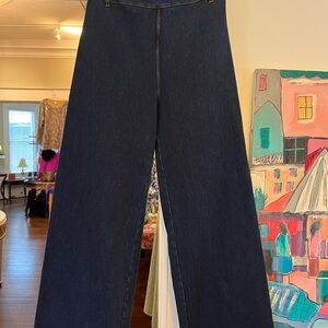 Elegant Navy Wide-Leg Jeans